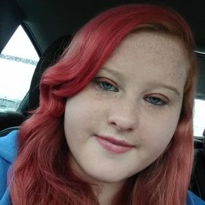 Meet your Posher, Alexandrea